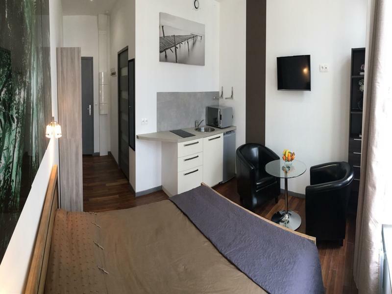 Little Plaza Appart'Hotel Lille Exteriör bild