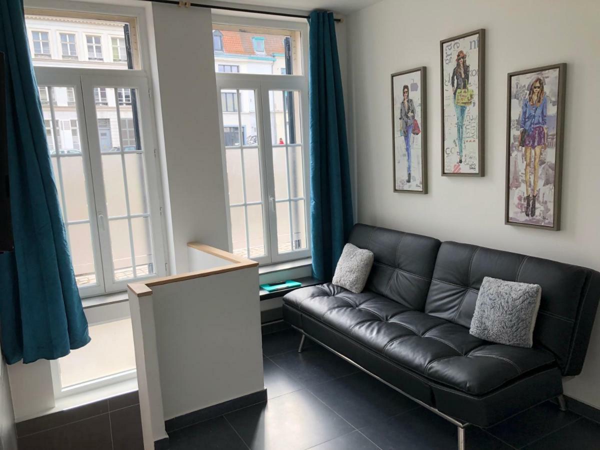 Little Plaza Appart'Hotel Lille Exteriör bild
